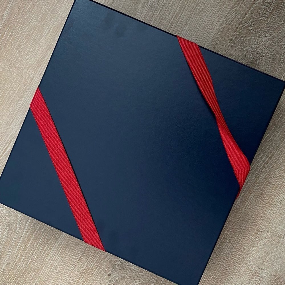 Large Ralph Lauren Gift Box - Picture 3 of 6